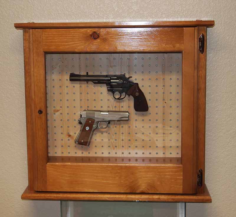 Pine Pistol Display